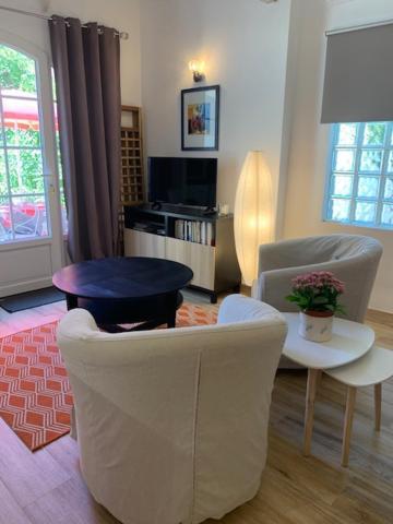 Casa vacanze Independant, Front De Et A 200m Antibes